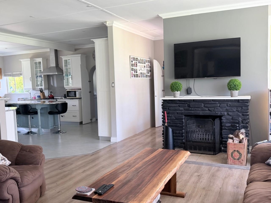 5 Bedroom Property for Sale in Bergsig Eastern Cape